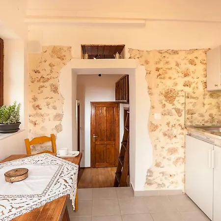 Hamam Sifaka Apartment